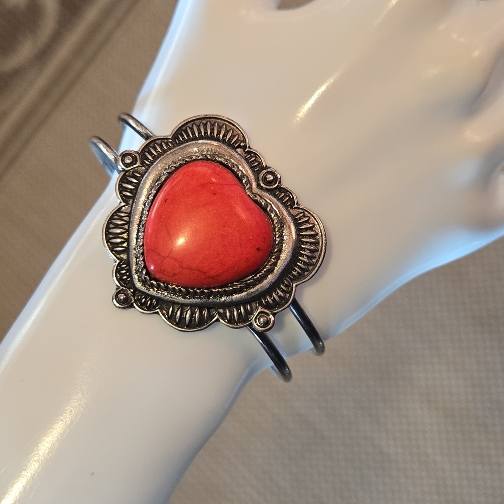 Silverado Faux Coral Clamper Bracelet New With Tags